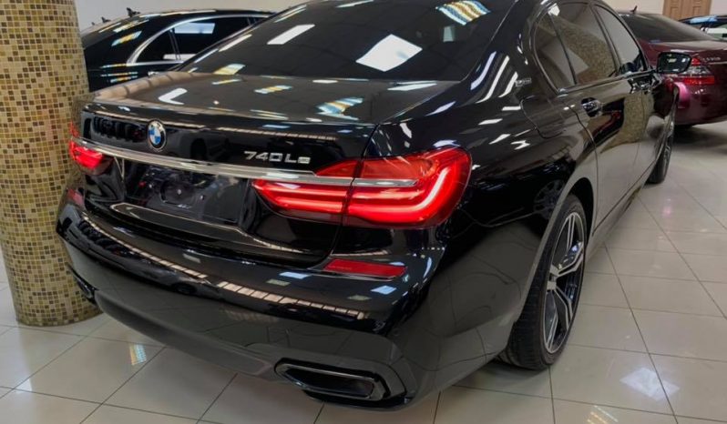 BMW 740 LE M-Sport full