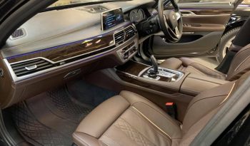 BMW 740 LE M-Sport full