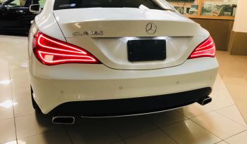 Mercedes Benz CLA full