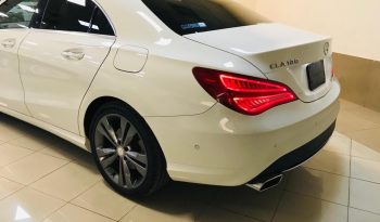 Mercedes Benz CLA full